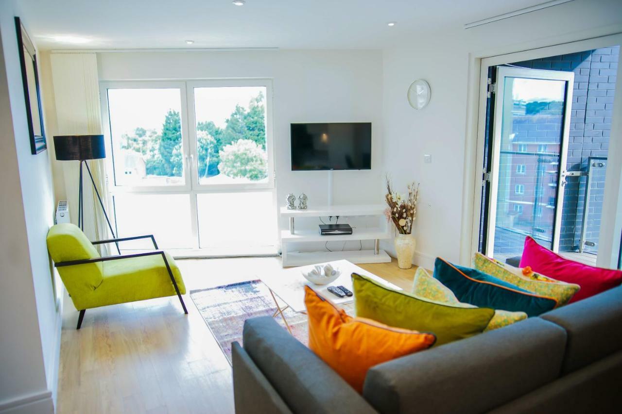 Executive 2 Bed * London