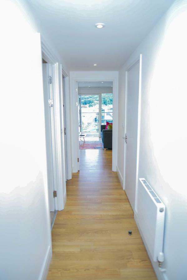 Executive 2 Bed