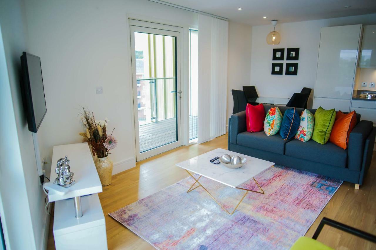 Executive 2 Bed * London