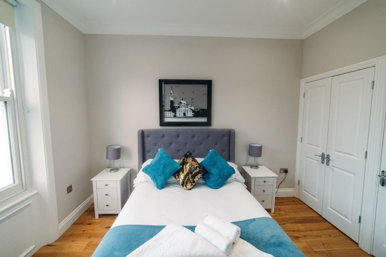 Flat 8, Cromwell Road, 2 Bedroom Apartment London