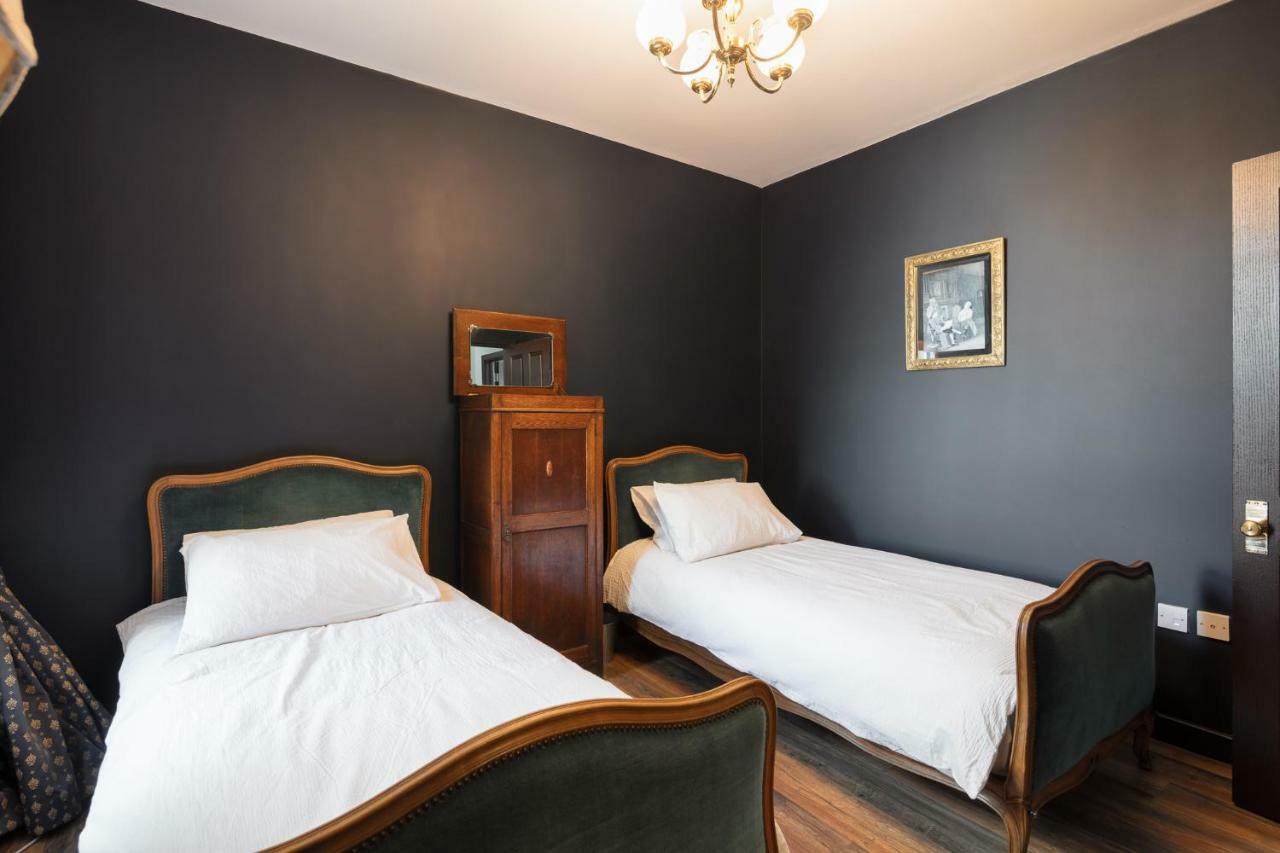 Apartamento Courcy Road - 7 Bedroom - Sleeps Up To 22 Londres