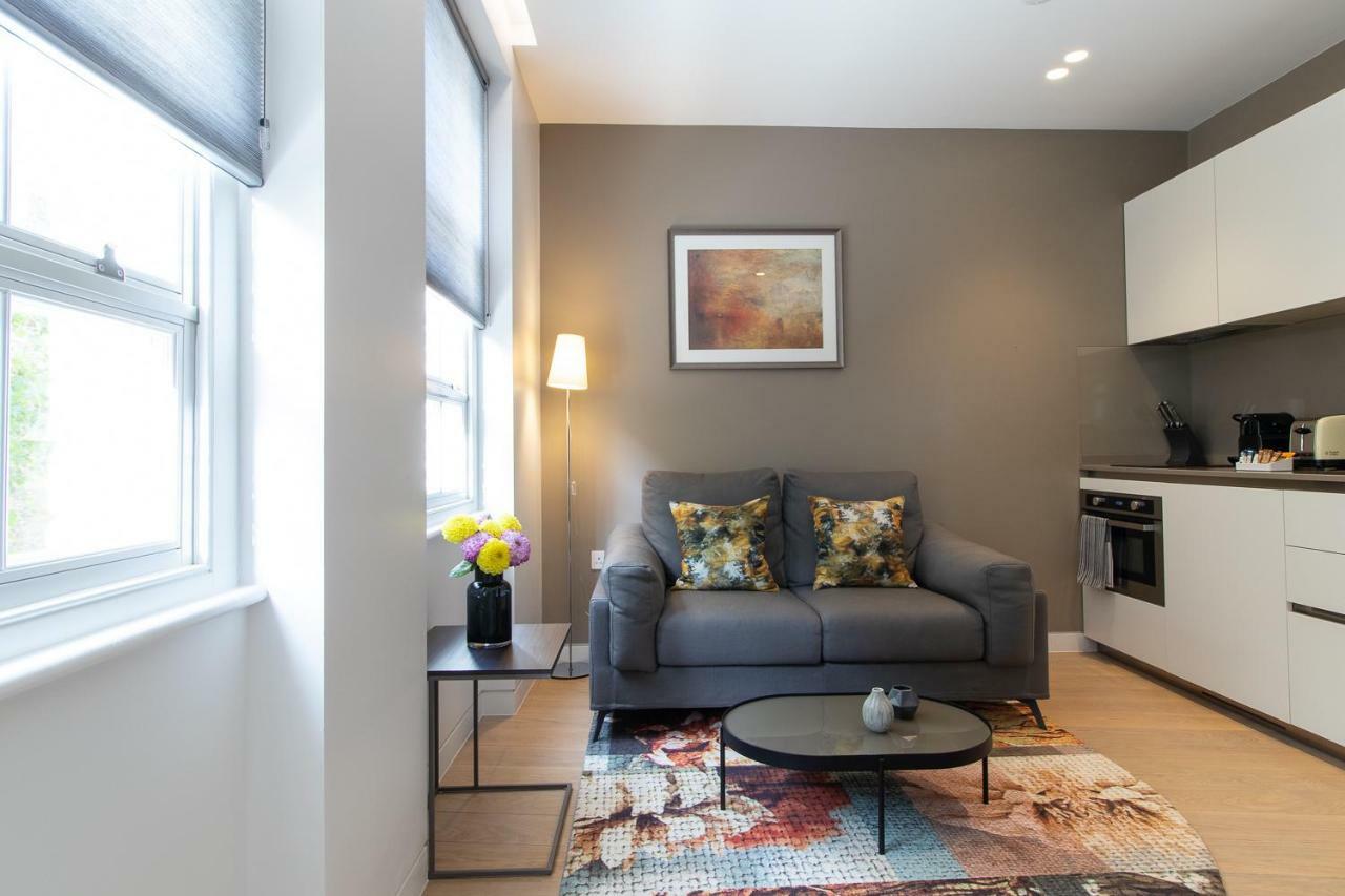 Mirabilis Apartments, Wells Court London
