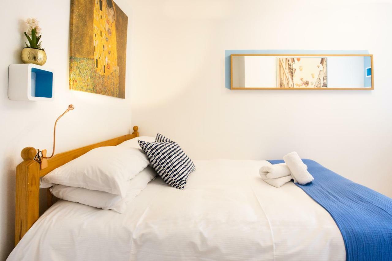 Tower Bridge Rainbow Gasthof 3*