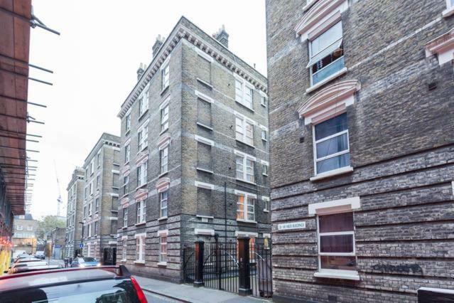 Miles Building Apartment