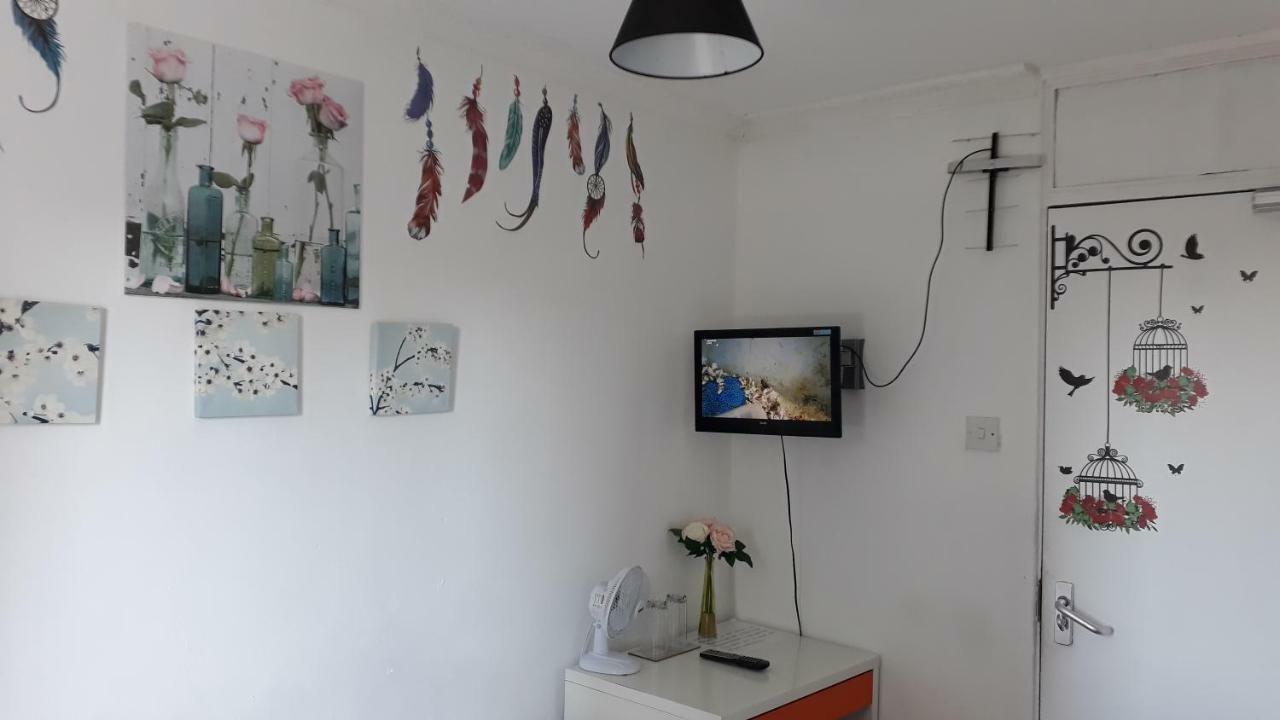 Green House Homestay London