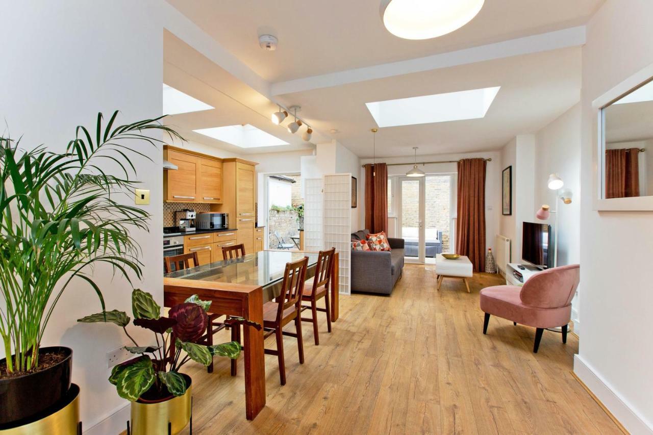 Highbury Fieldway Apartment London