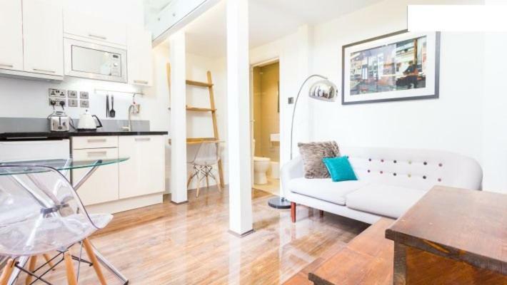 The Dome Hyde Park Apartment *