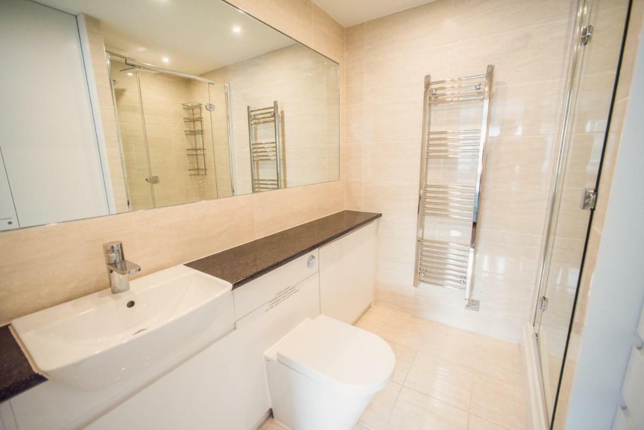 Superb Modern 3bed 2bath, Trendy Fitzrovia W1 By Oxford Street With Lots Of Local Info Provided