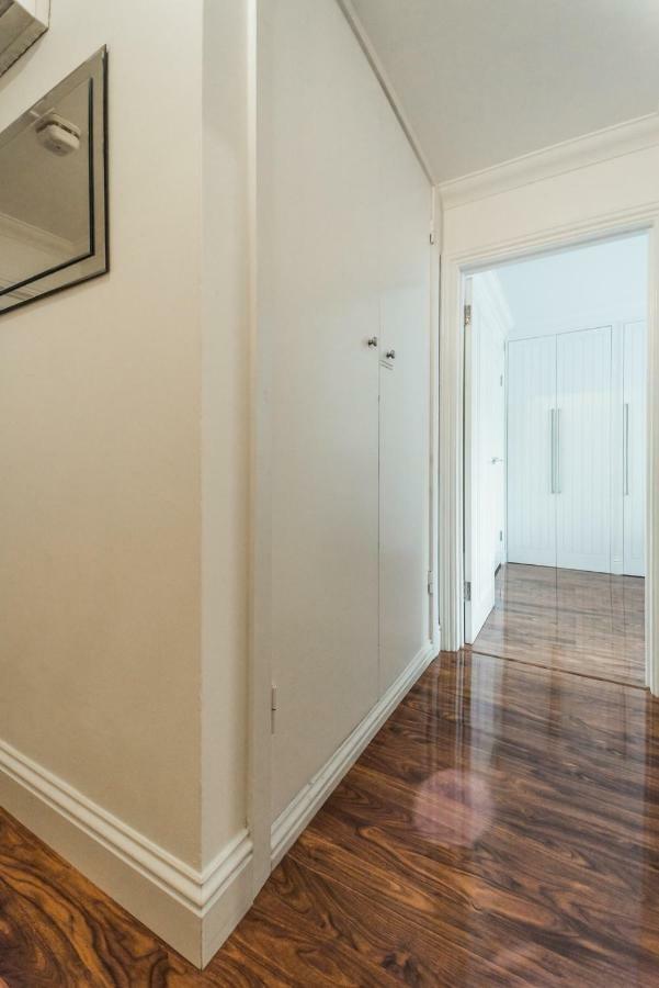 Superb Modern 3bed 2bath, Trendy Fitzrovia W1 By Oxford Street With Lots Of Local Info Provided * London