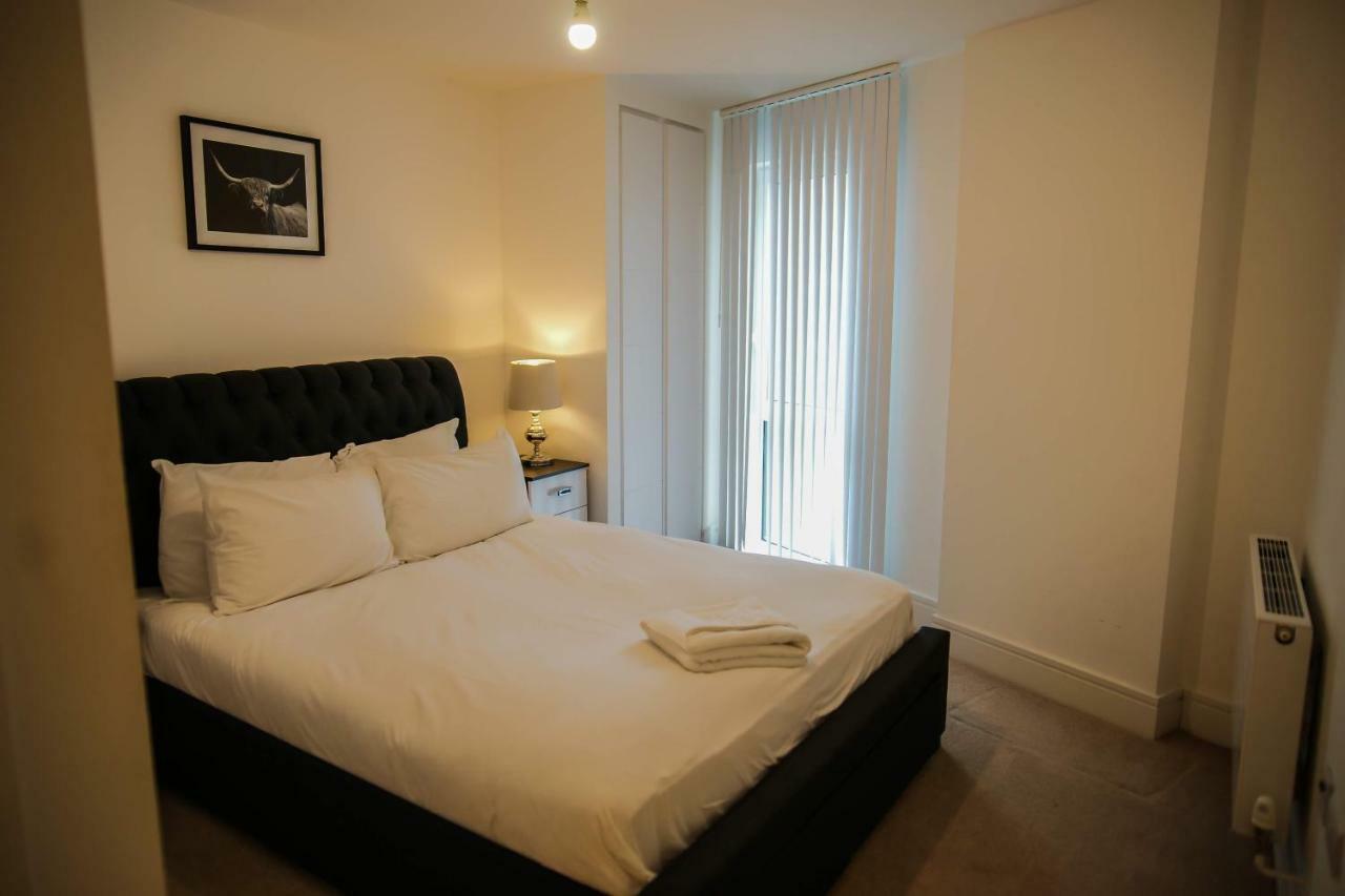 Executive 2 Bed Apartment London