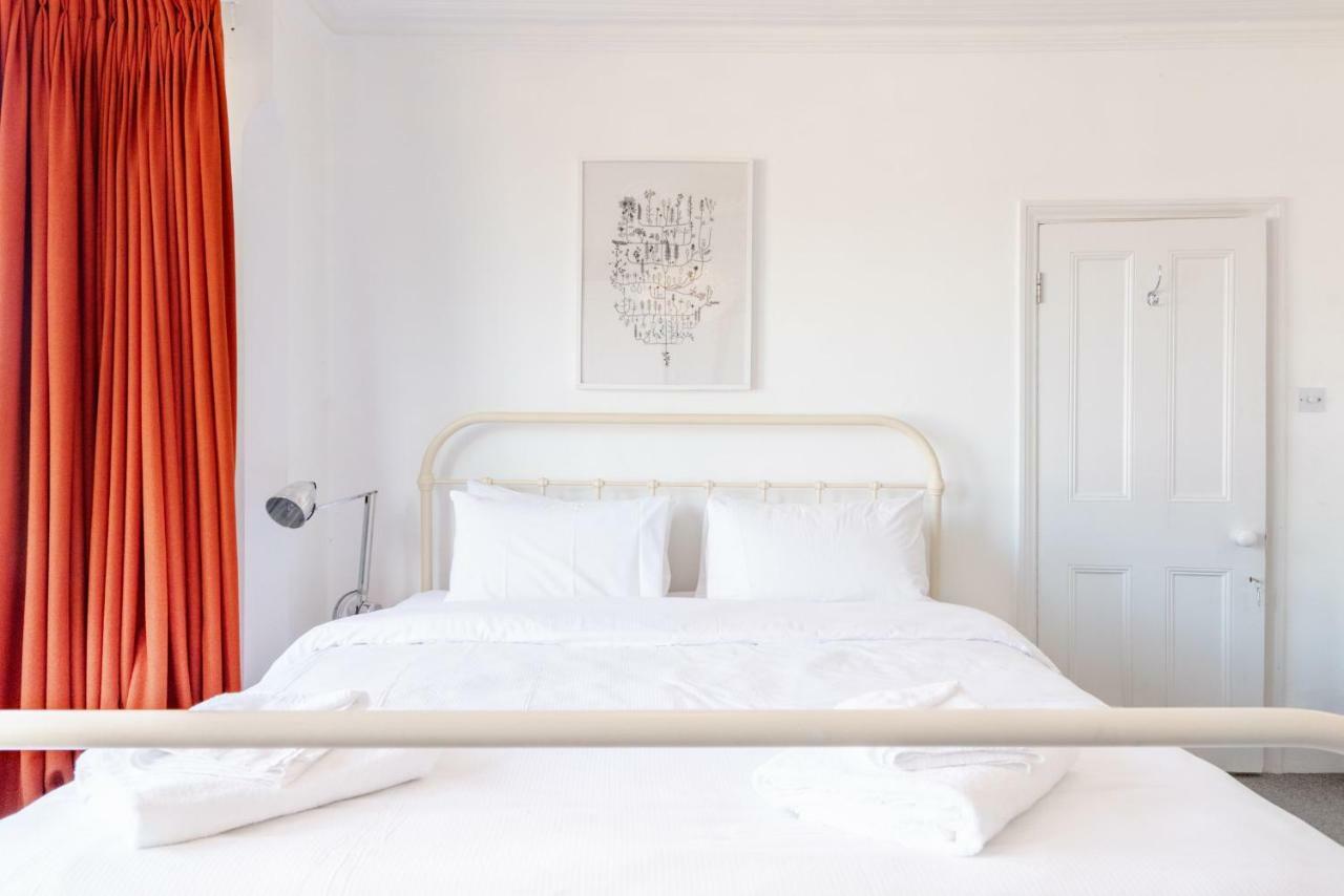 Gorgeous, 4 Bed Victorian House In Dollis Hill Ferienhaus London