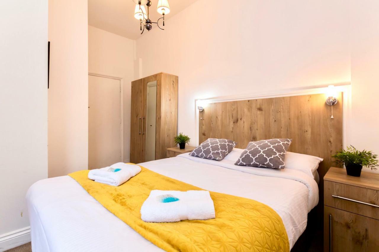 Hotell Oyo Tamtam Acton 3*