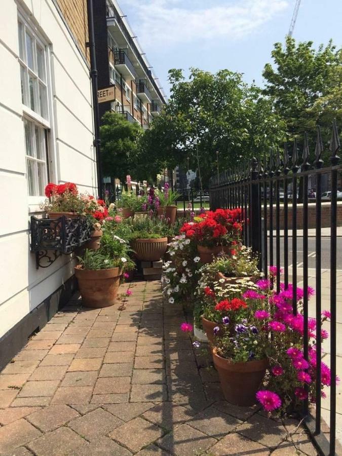 Lovely 2 Bedroom Family Near Tower Bridge Holiday home *