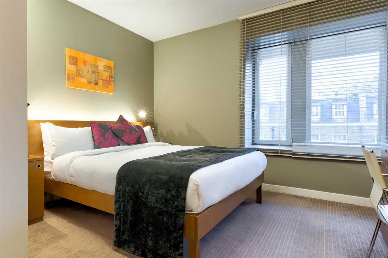 The Memoir Club, Formerly Ambassadors Bloomsbury Hotell London