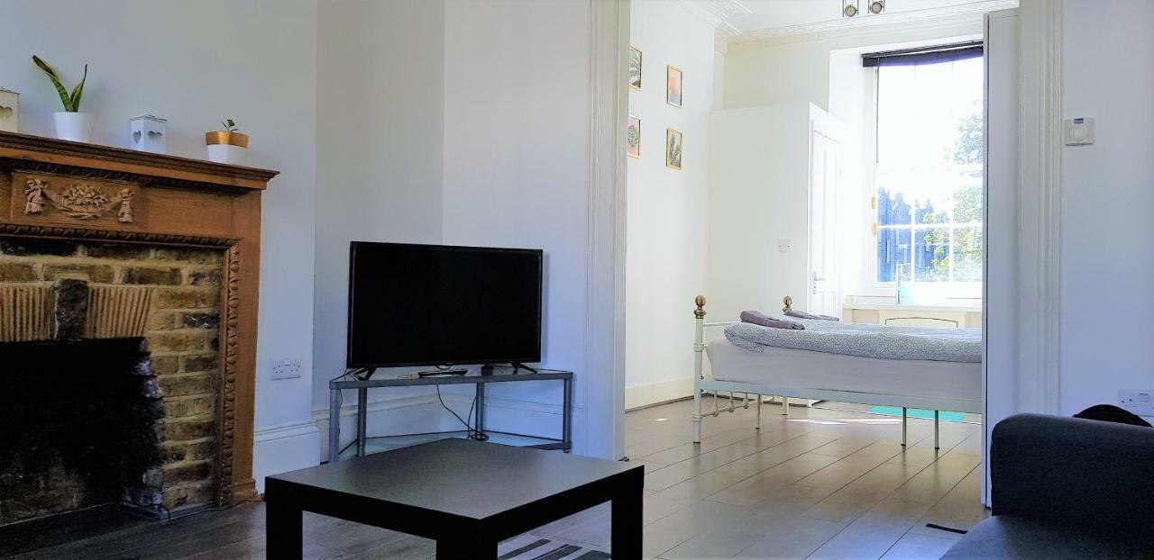 Apartment Camden Habitat London