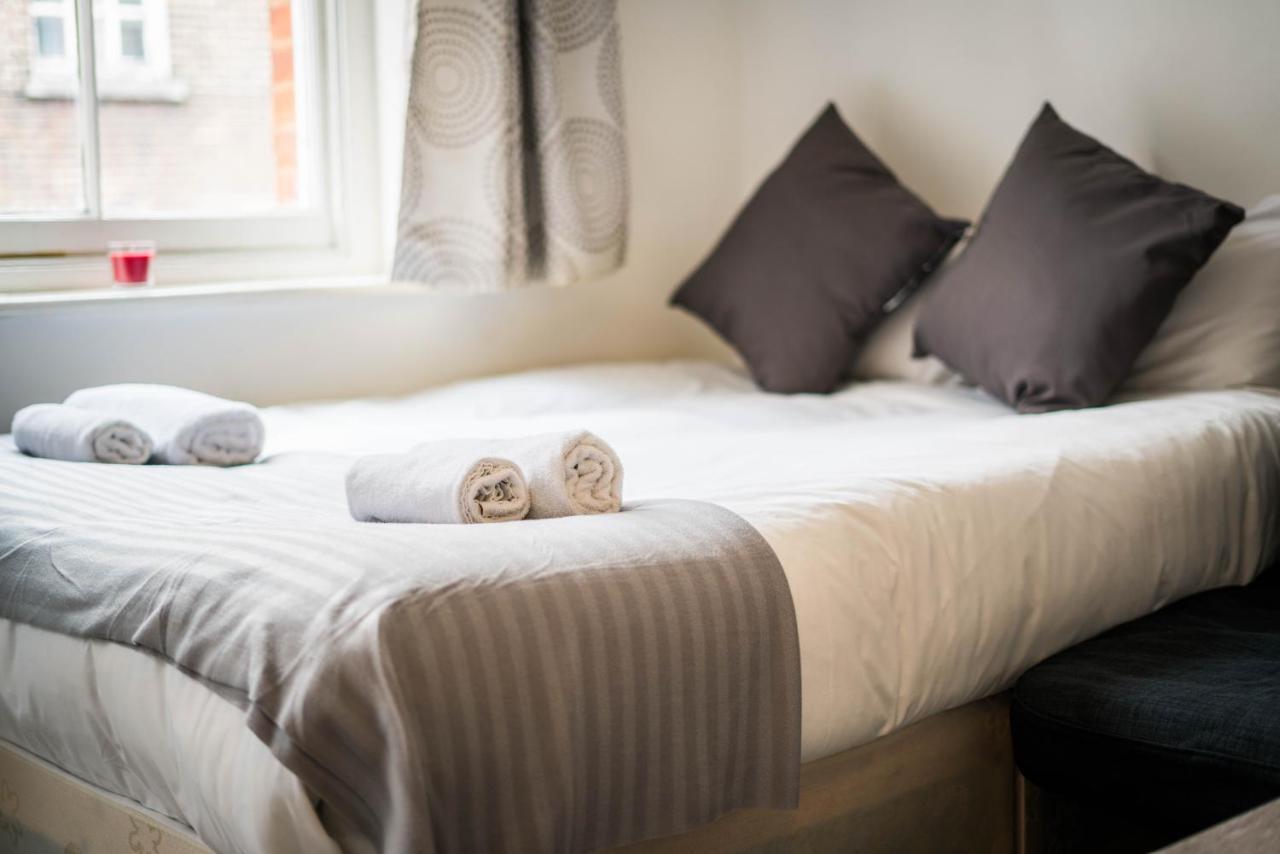 Studio Flat On Brick Lane Near Shoreditch London