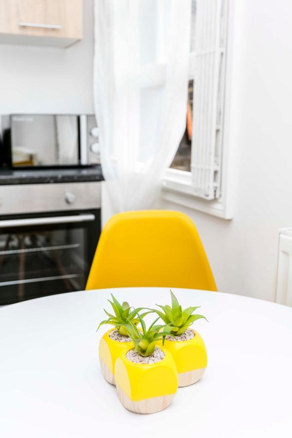 Commercial City Aparthotel