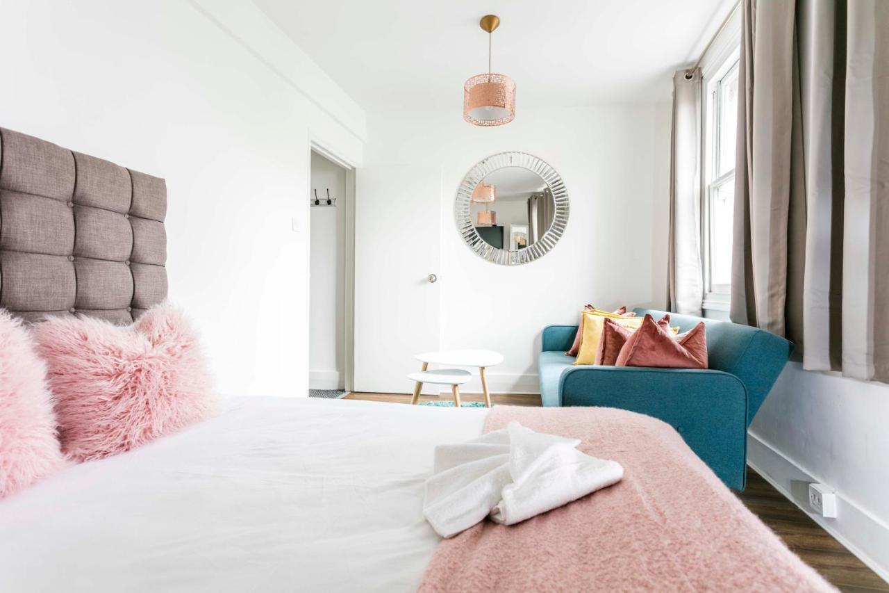 Commercial City Aparthotel London