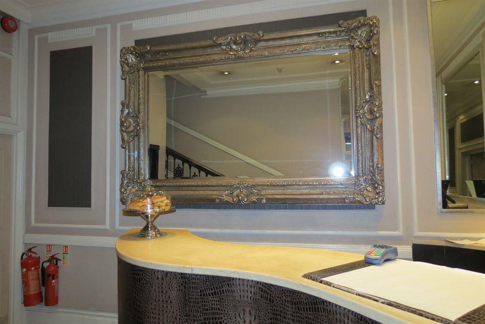 Knightsbridge