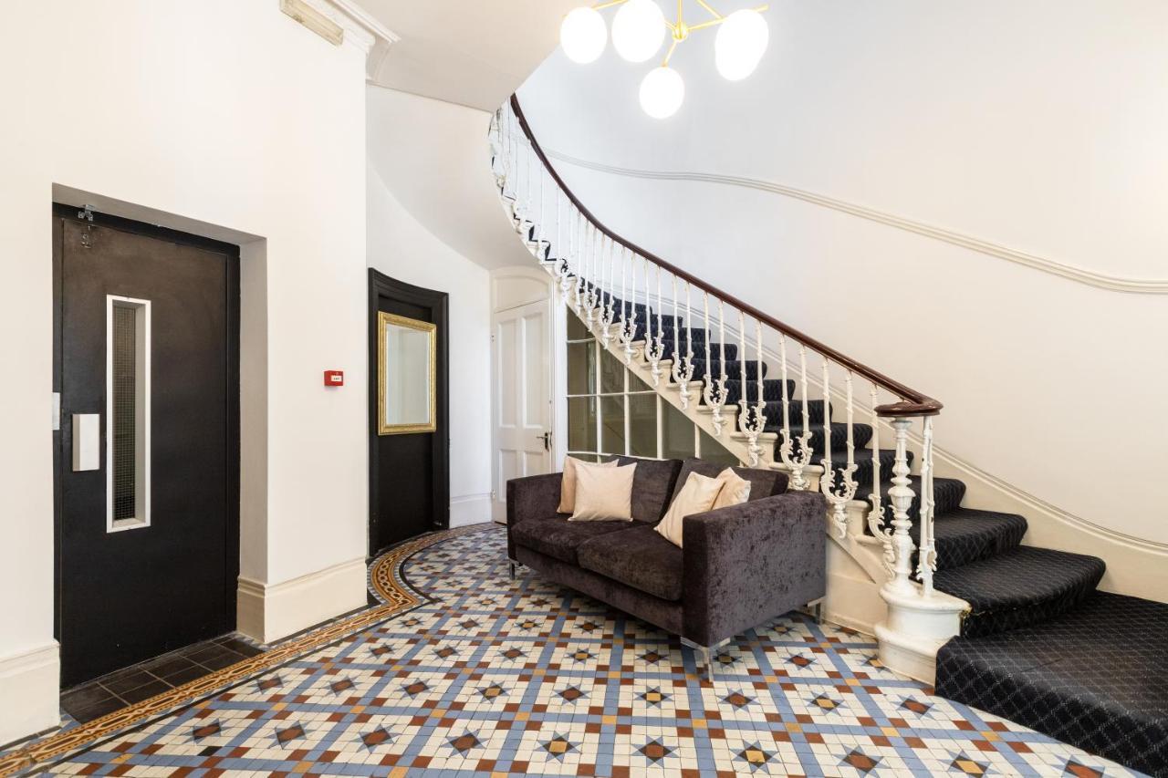 Leilighet Westbourne London
