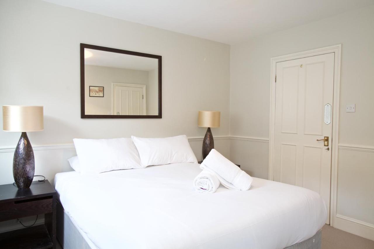 141 Cambridge Street Apartment