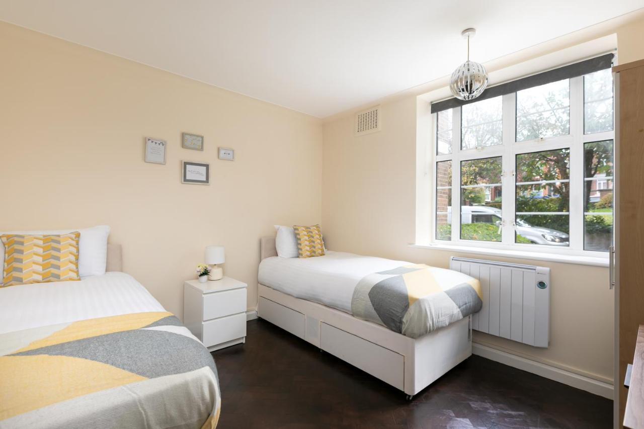 Cozy Near Alexandra Palace Leilighet London