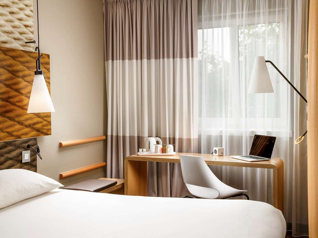 Ibis Stratford London