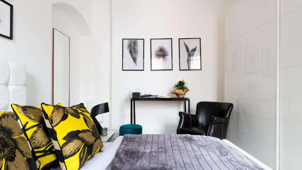 Phenomenal 5bedroom Design House For Nomads Xxl Groups Leilighet London