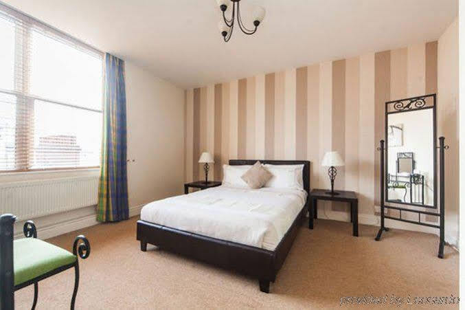 Park Lane Aparthotel 4*