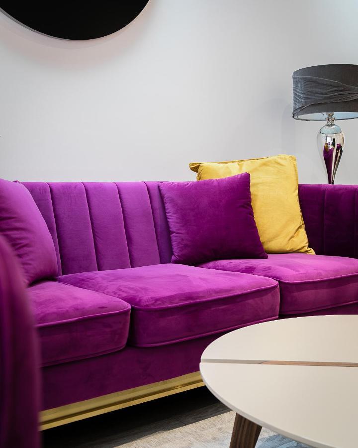 Apartment Cromwell Road London