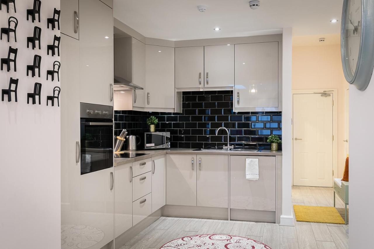 Cromwell Road Apartment