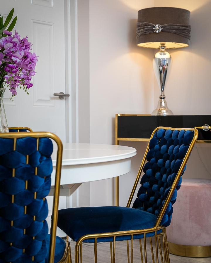 Cromwell Road Apartment *