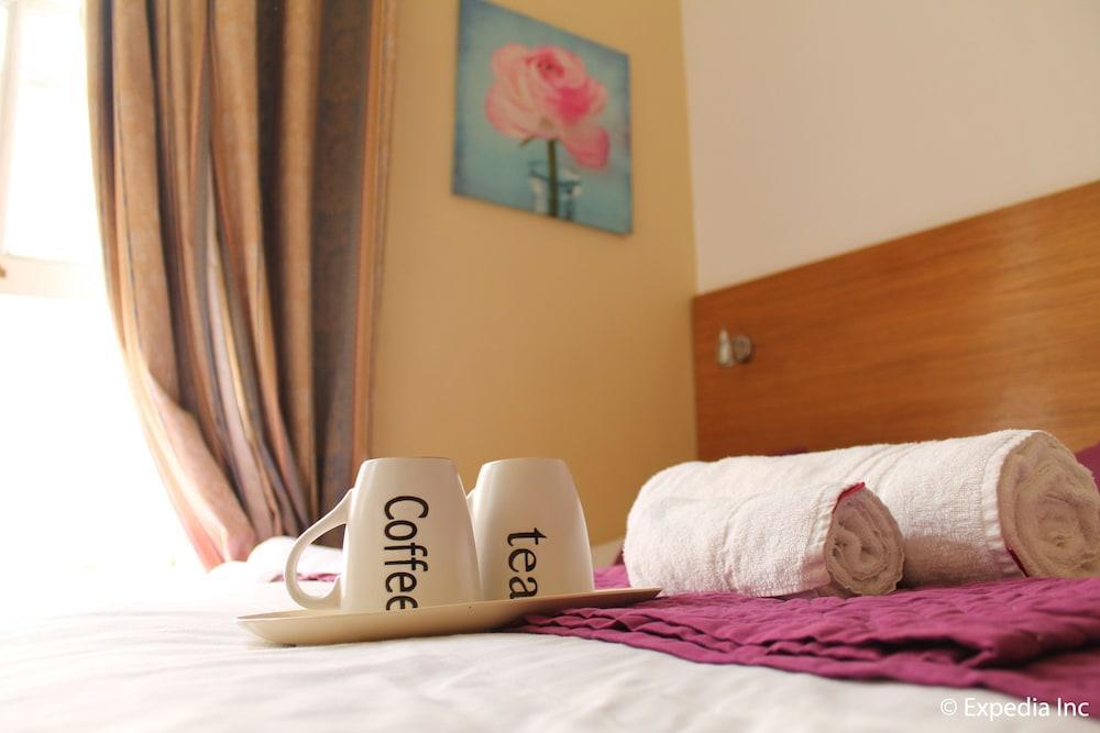 Hotell Oyo Bakers Victoria 3*