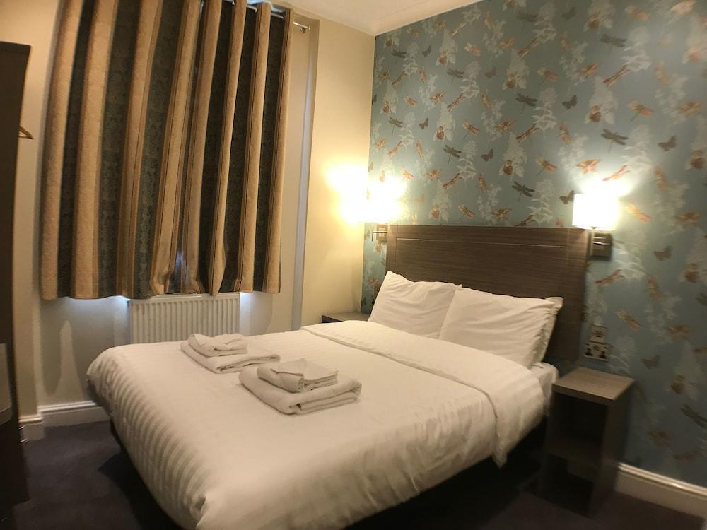 Oyo Bakers Victoria Hotell 3*