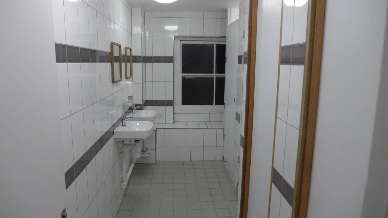 Hostel Urbany 18-40 Years Old