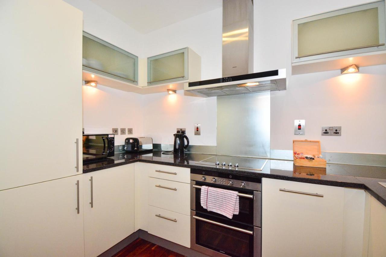Canary Wharf - Corporate River View Apartments Apartment