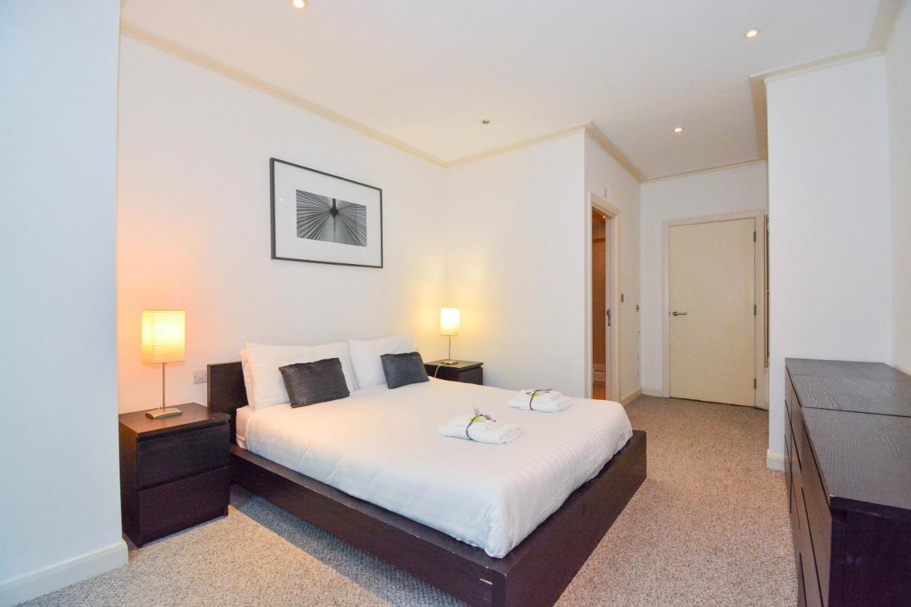 Canary Wharf - Corporate River View Apartments London