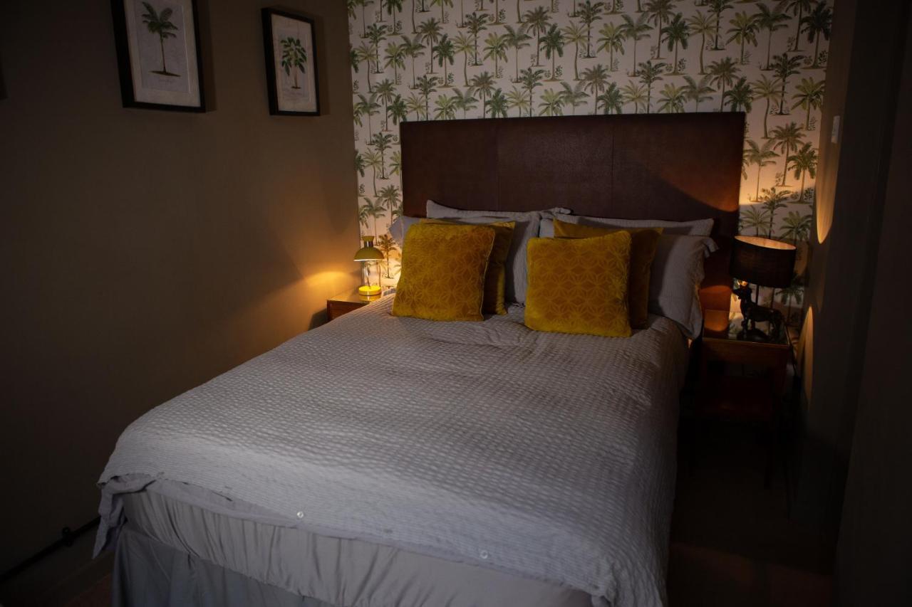 The Pear Tree 2* London