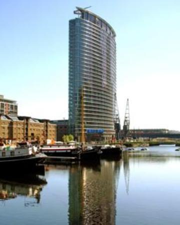 Hotel Marriott Executive London, West India Quay 5*