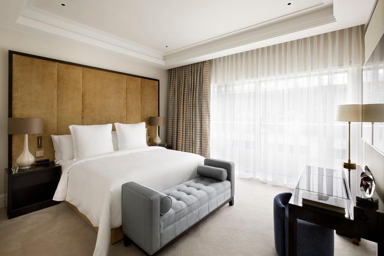 Four Seasons Residences At Ten Trinity Square London