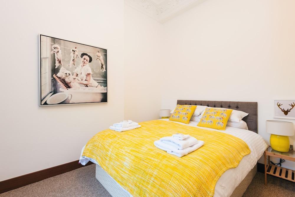 Apartment The Holland Road