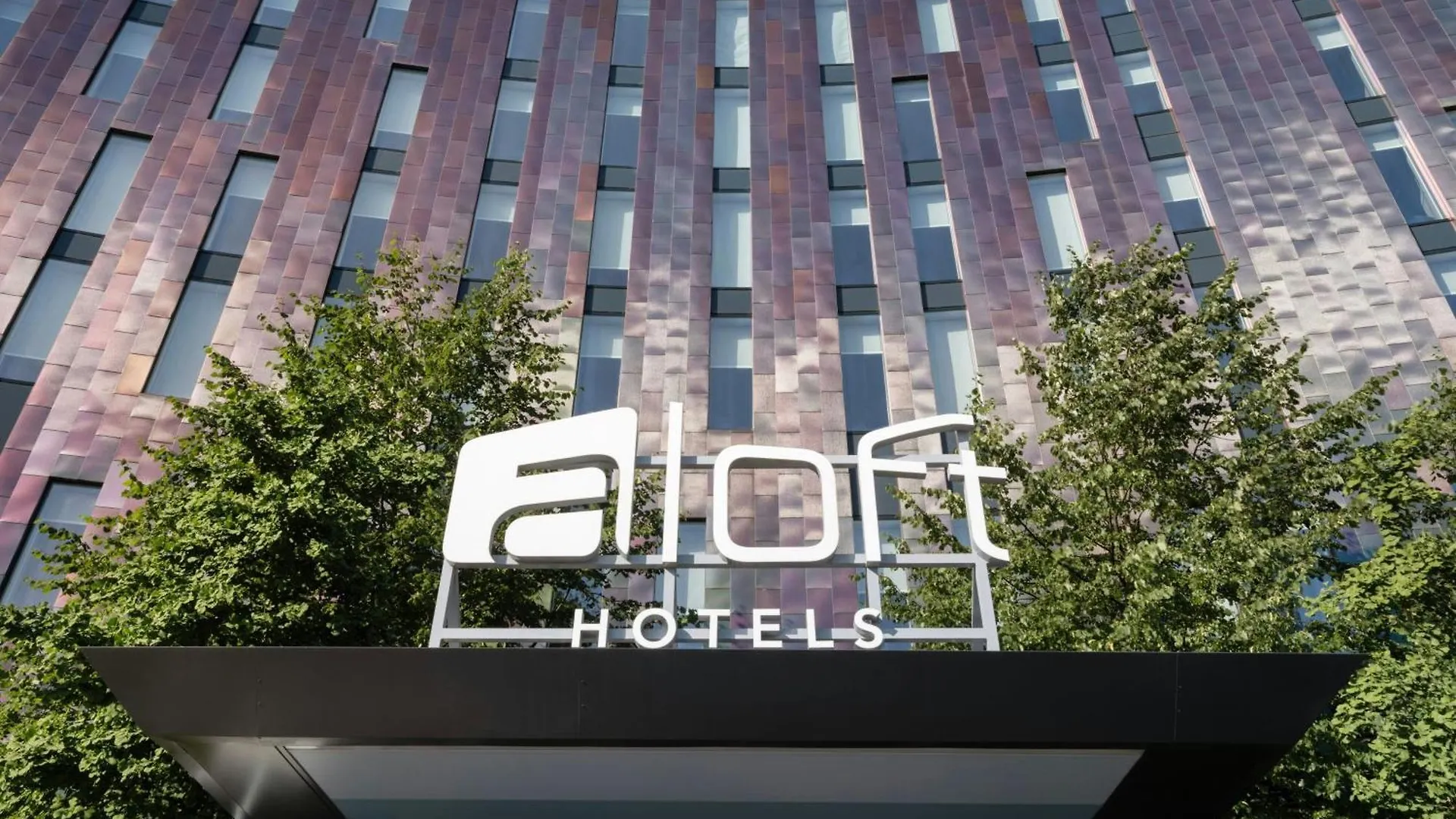Top Hotels in Newham London for Every Traveler