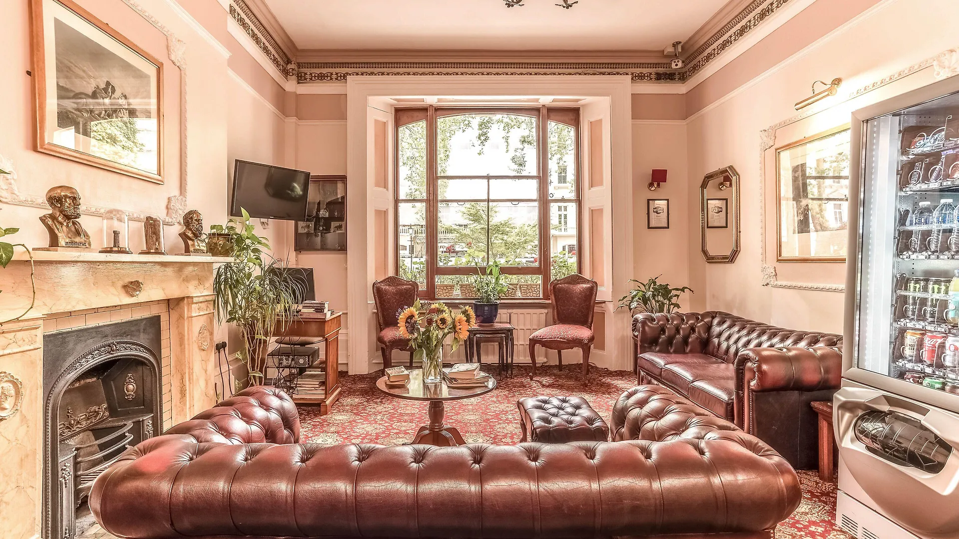 Top Hotels in Paddington, London for Every Traveler